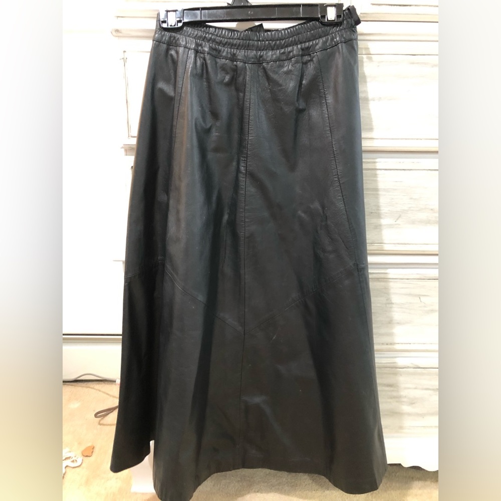 Leather skirt
